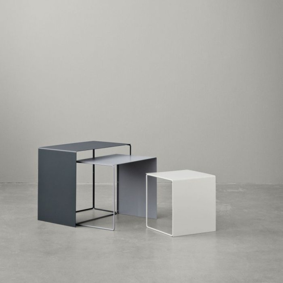 Mobilier Voltex | Tables Gigognes Cluster- Ferm Living